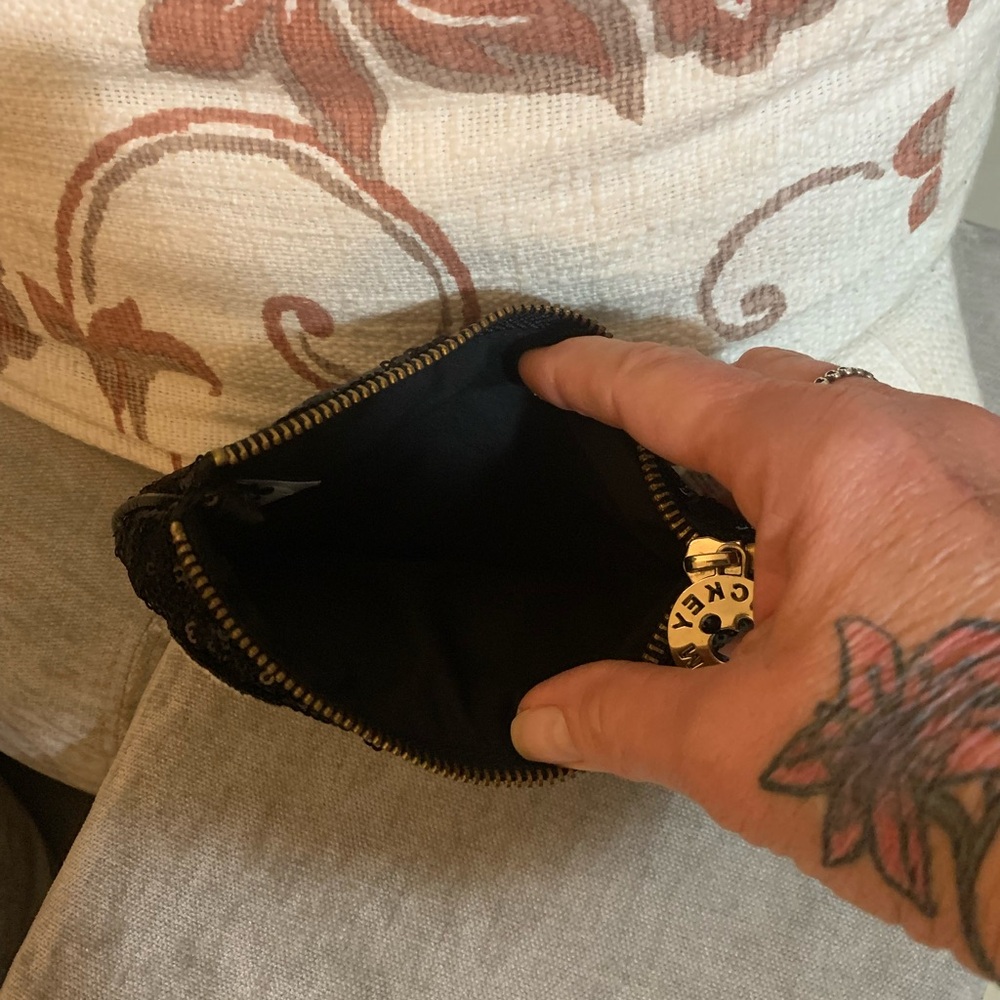 Vintage Disney Parks Mickey Mouse Coin Purse - Picture 5 of 6